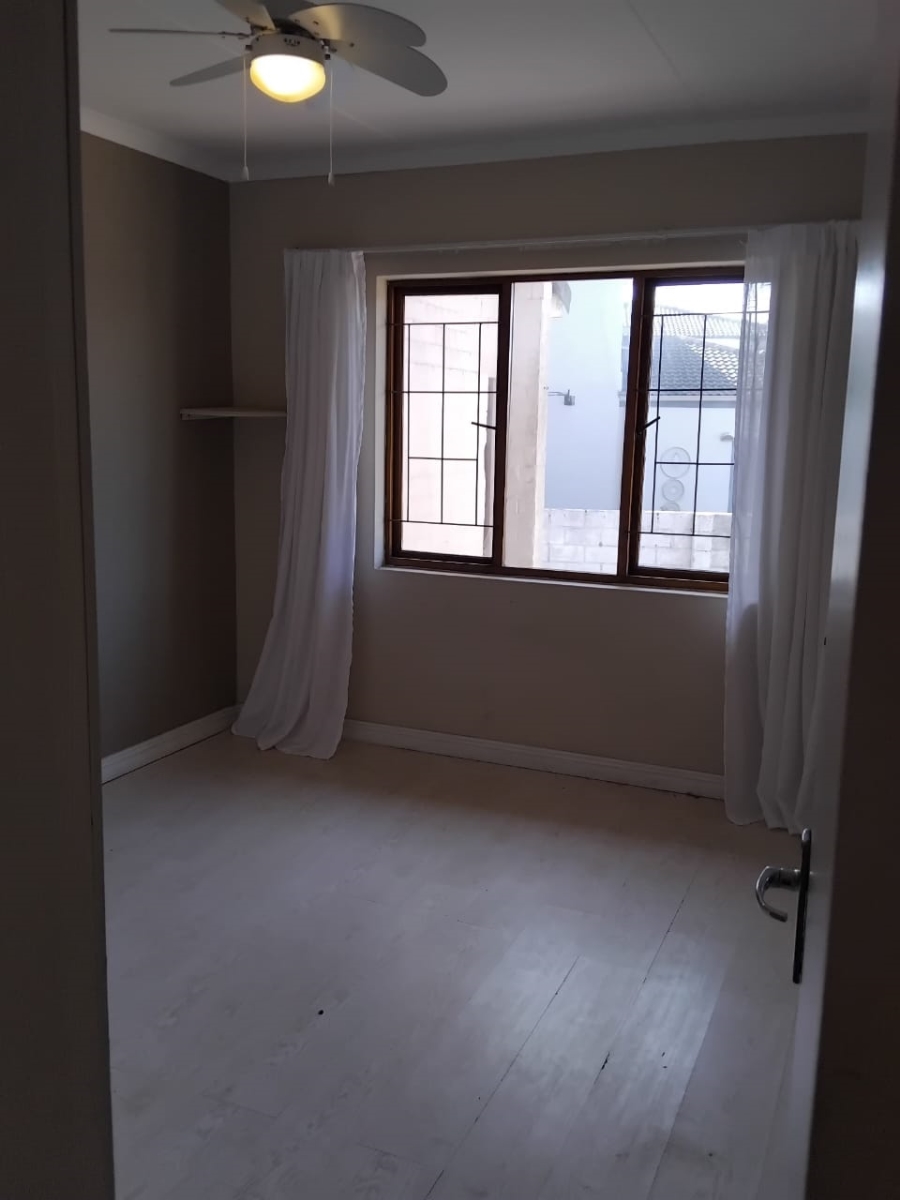 3 Bedroom Property for Sale in Country Club Western Cape